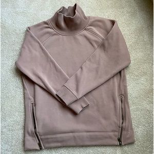 Athleta Kozy Karma sweatshirt